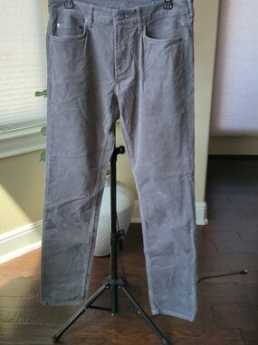Vineyard Vines Men's Gray Corduroy Jeans